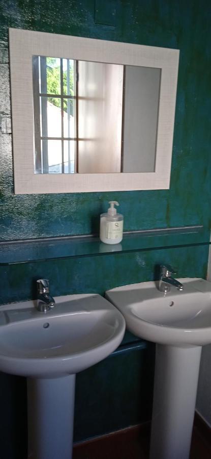 Albergue O Apalpador Мелиде Экстерьер фото